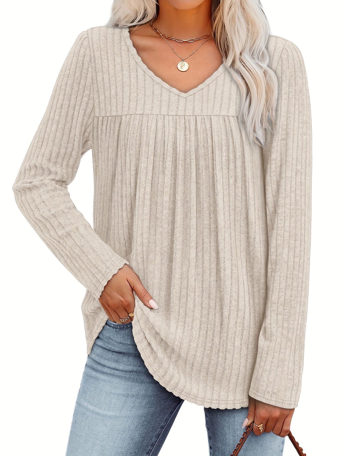 Helle™ | Let strikbluse med V-hals