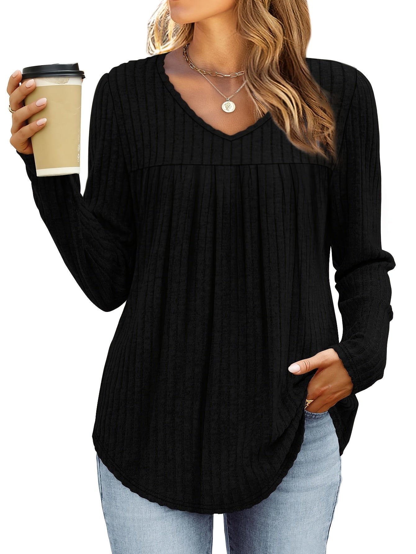 Helle™ | Let strikbluse med V-hals