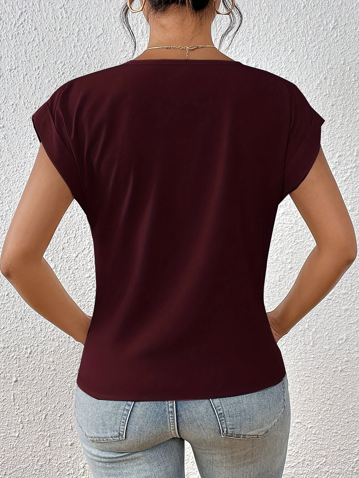 Maja™ | Kortærmet t-shirt med sweetheart hals