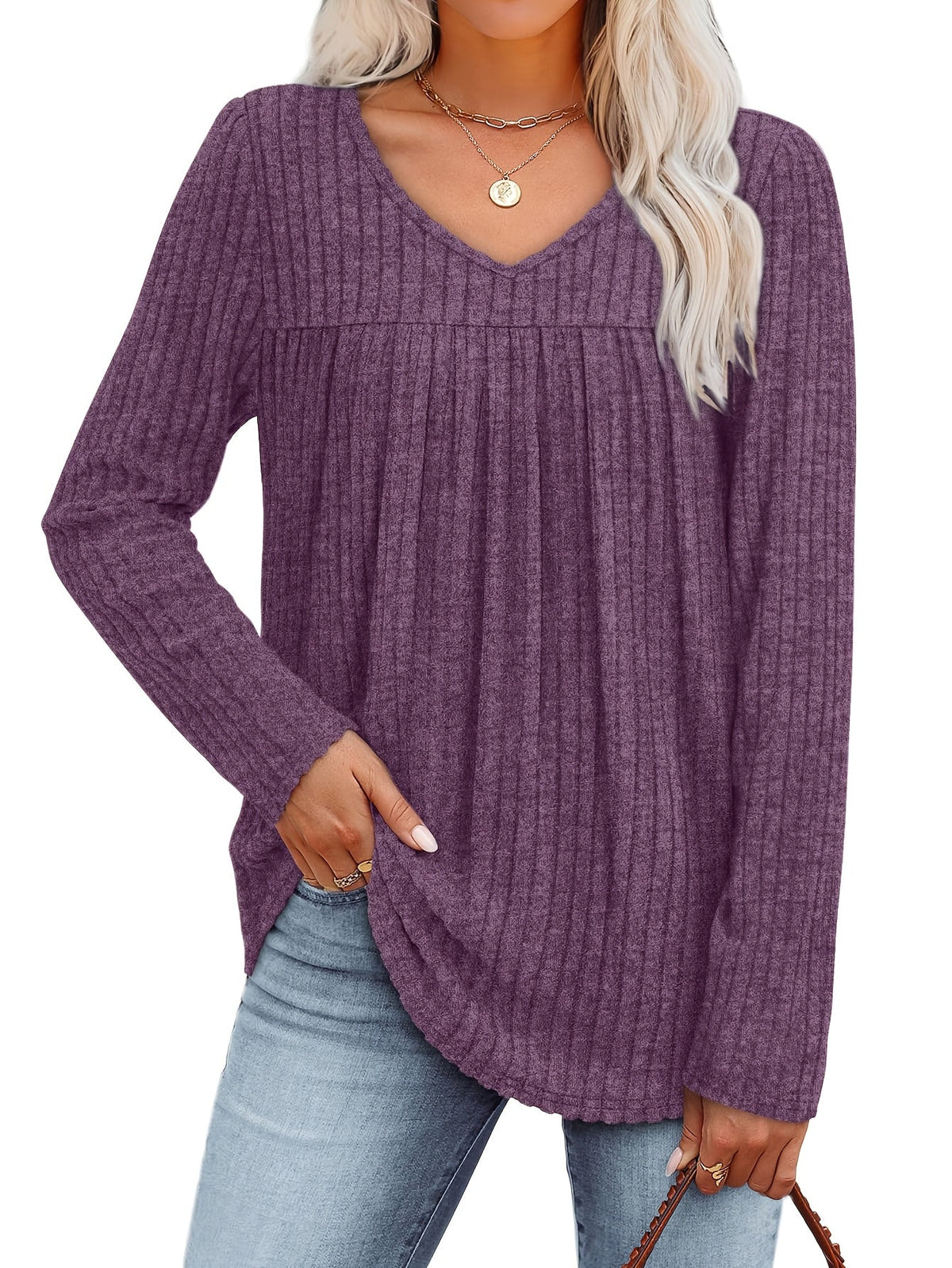 Helle™ | Let strikbluse med V-hals