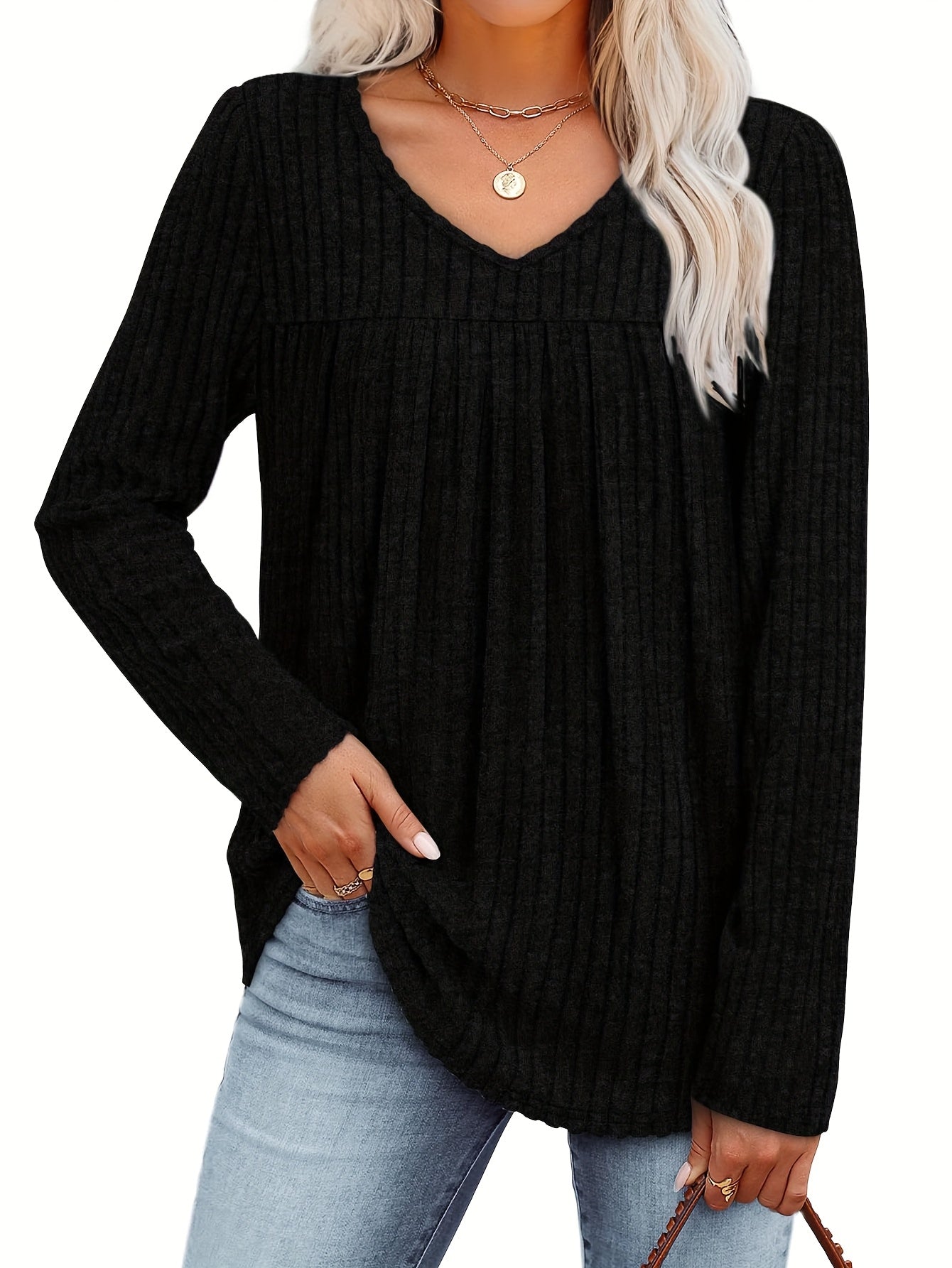 Helle™ | Let strikbluse med V-hals