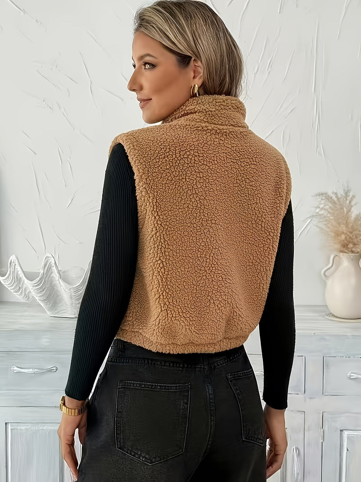 Mette™ | Blød teddyvest med lynlås